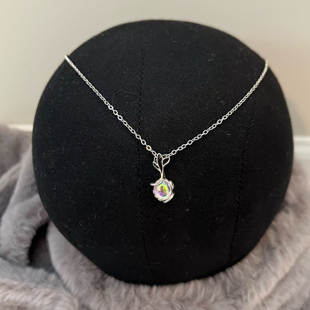 SUNNYOUTH Vintage Crystal Pendant Necklaces for Women/Girls